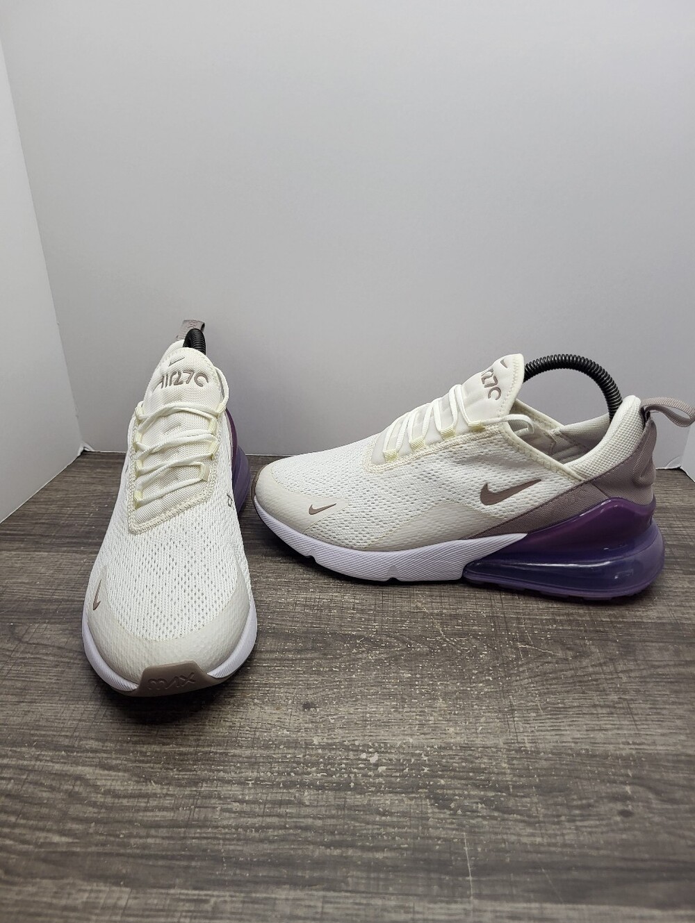 Nike Air Max 270 Sail Pumice Space Purple Lilac Violet White  Womens Size 8.5